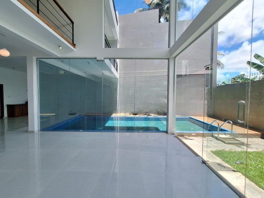 Maharagama Junction Luxury House Sale