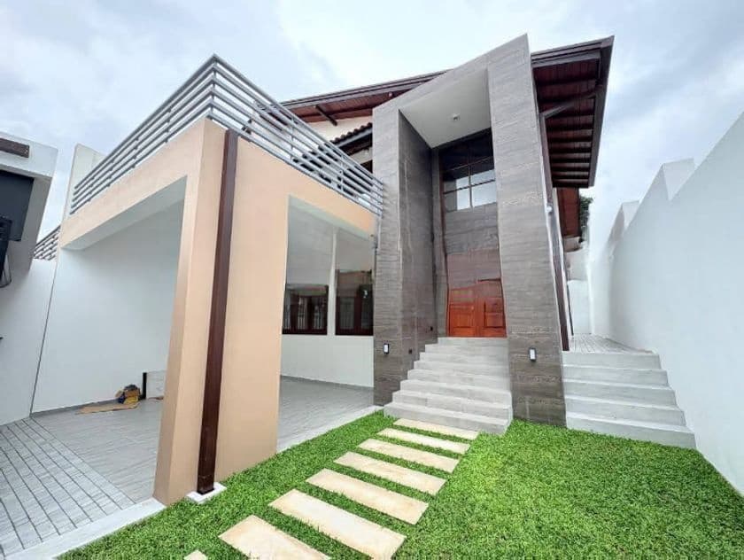 House For Sale Battaramulla