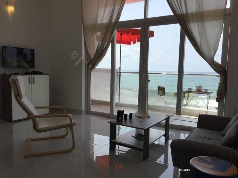 Sea View Apartment In Mount Lavinia