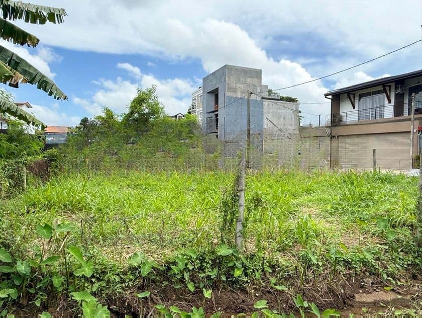 Land for Sale in Nawala