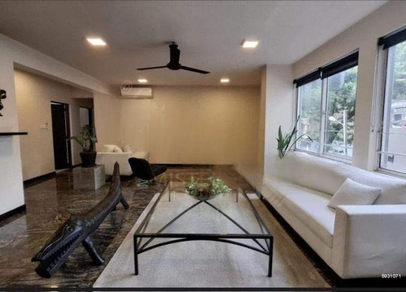 Luxury 3 BR Apartment for sale in Colombo 7