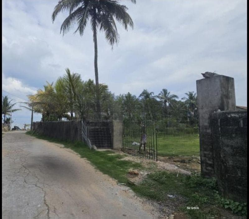 Negombo, Sooriya Road 63 Perches of Beach view Property for Sale