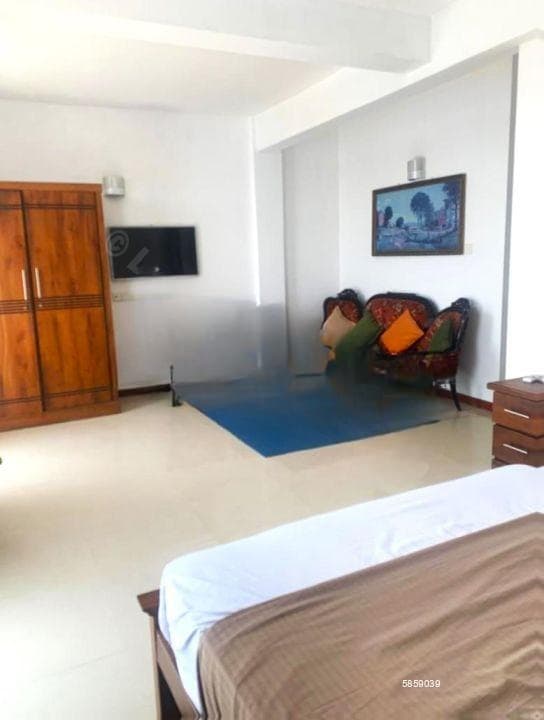Luxury Penthouse Apartment for Sale – Prime Junction Investment Opportunity
