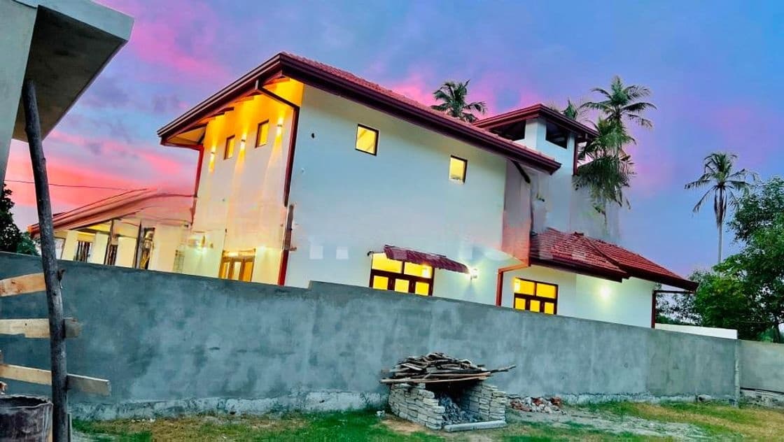 Katuwapitiya Area All Completed Single Storey House for Sale In Negombo
