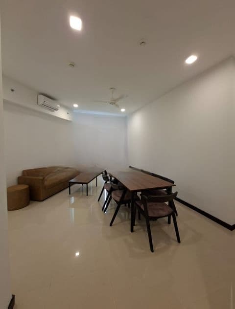 Tri Zen Apartments 03BR Apartment For Sale Colombo 2 (NK11484)