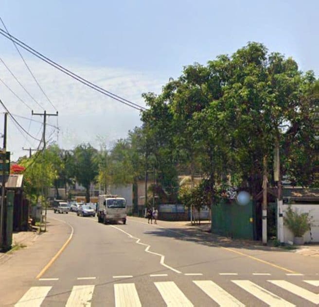Nawala : 12.5 perches Land with old house for Sale
