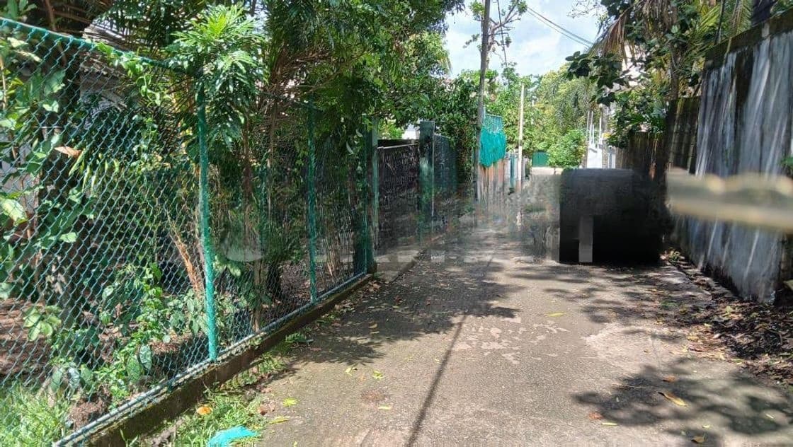 Land for Sale Divulapitiya Vihara Mawatha Raththanapitiya