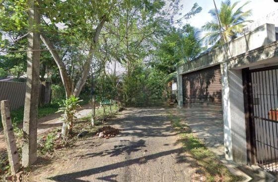 60P Land for Sale in Akuregoda Road, Pelawatte (SL 13914)