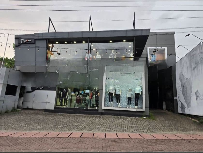 Commercial Building For Rent (Battaramulla)