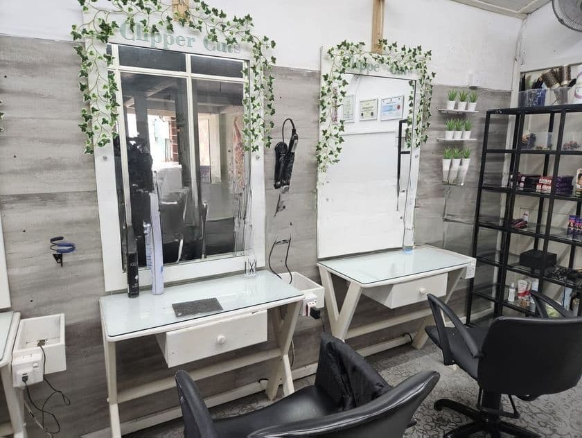 Fully Furnished Salon Space for Rent Boralesgamuwa