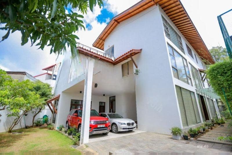 ■ 05BR Modern Luxury ■ Nugegoda House ■ For Sale ■ (NK10646)