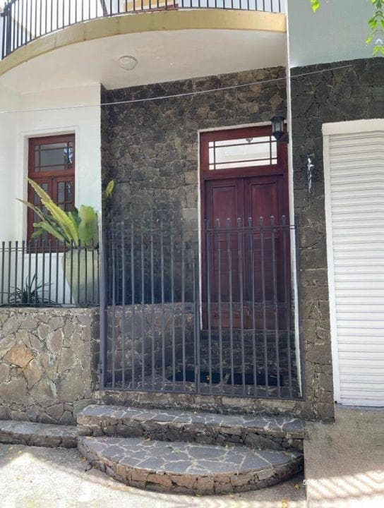 Battaramulla | Luxury house | Close to overseas School | 5 Bedroom | Pool | 920K