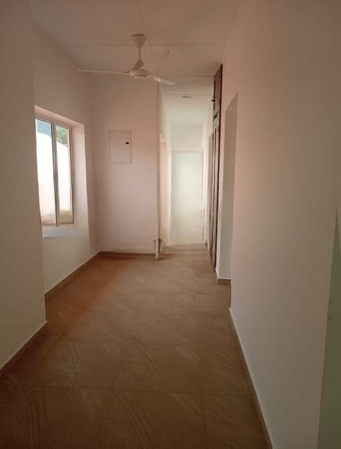 Colombo 07 : 2BR (1110 Sqft) Premium Renovated Apartment for Rent