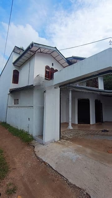 2 story house sale tabiligasmulla road Kandy kiribathgoda