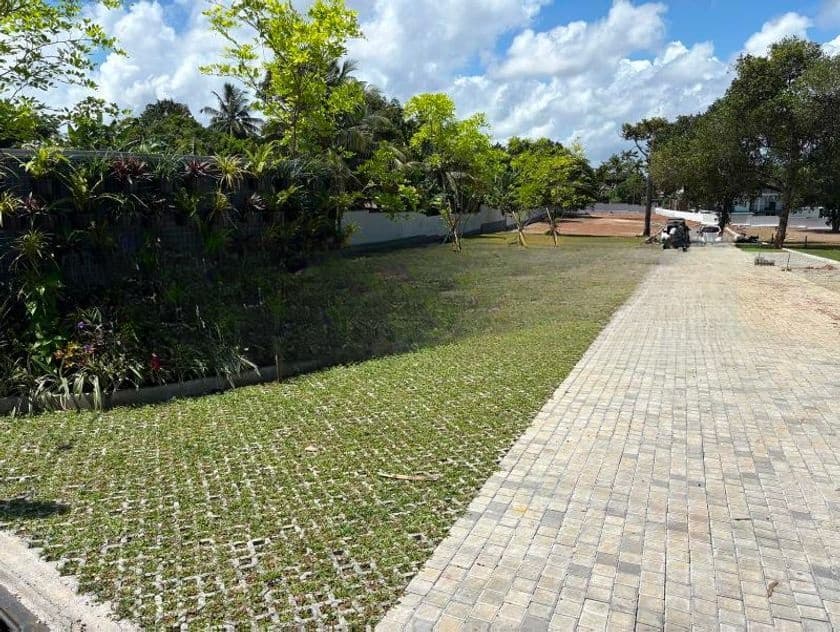 Boralesgamuwa Land for Sale