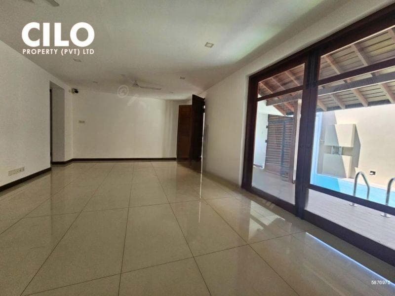 3 bedrooms house with a plunge pool available for immediate rent - Colombo 6