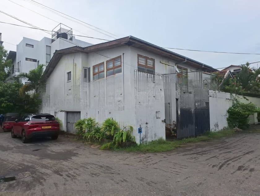 House For sale | Isipathana Rd 5 BR
