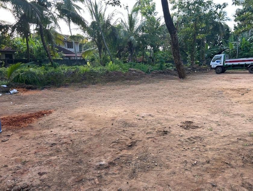 40 Perch Land for Sale in Kochchikade