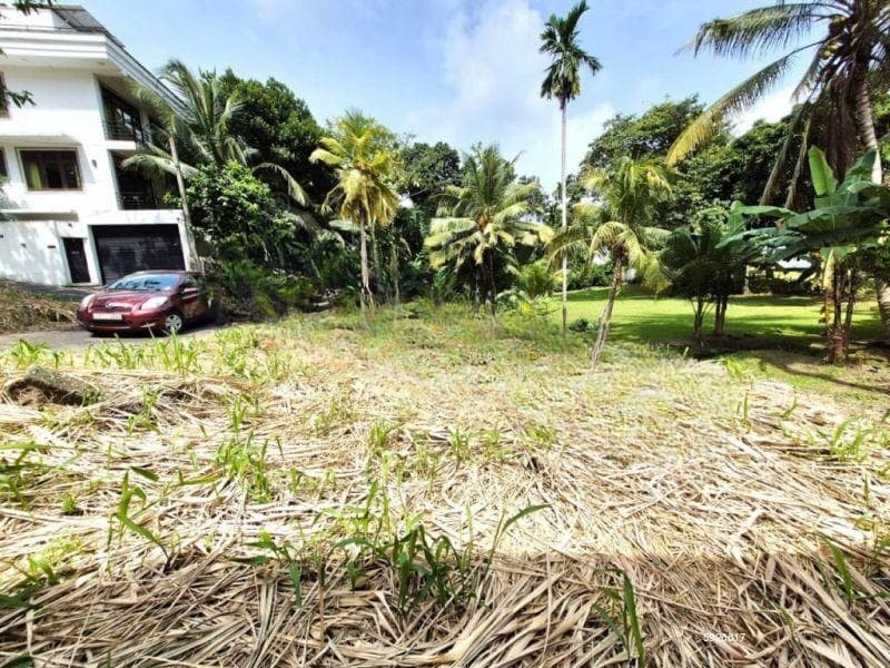 11.50 Perches Residential Bare Land For Sale In Pipe Road, Battaramulla