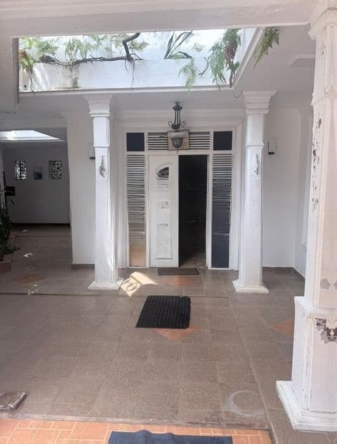 House for Rent in Saranankara Place Road Dehiwala