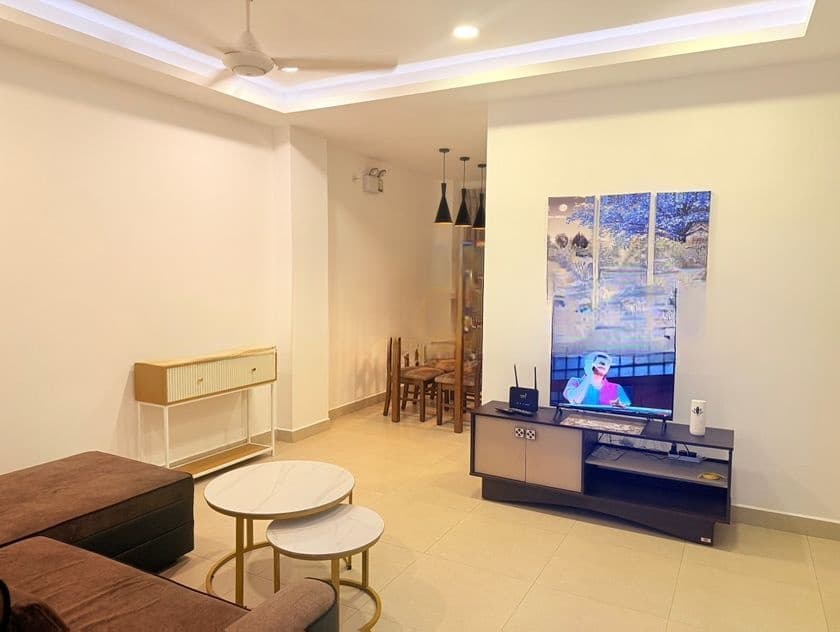 Furnished Luxury Apartment - Mount Lavinia