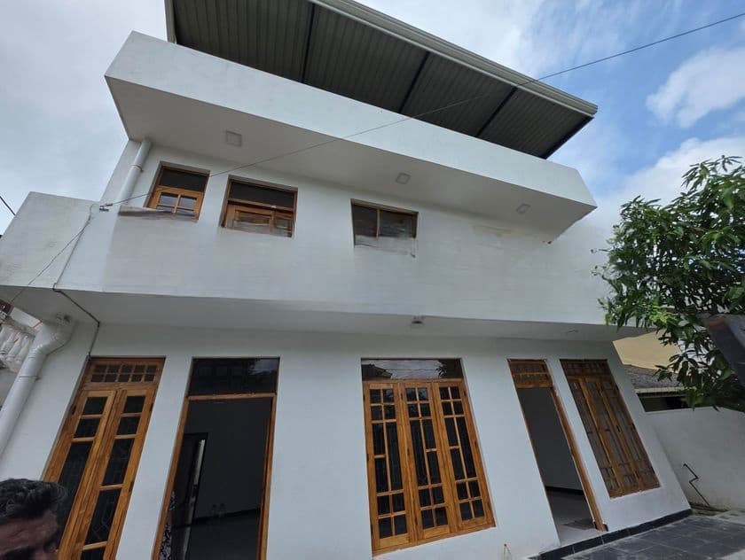 Two Storied House Sale in Ratmalana