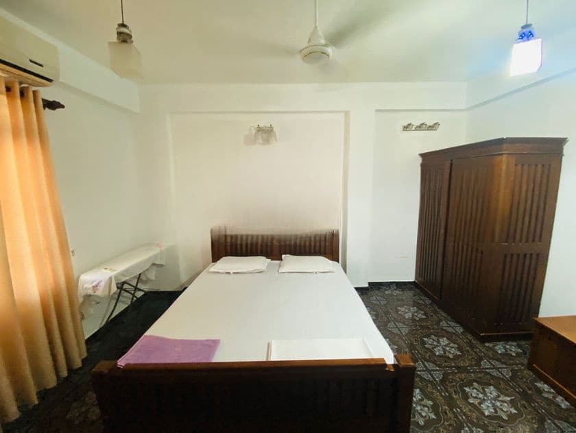 2BR Short-Term Furnished Apartment – Wellawatte (CSH202)