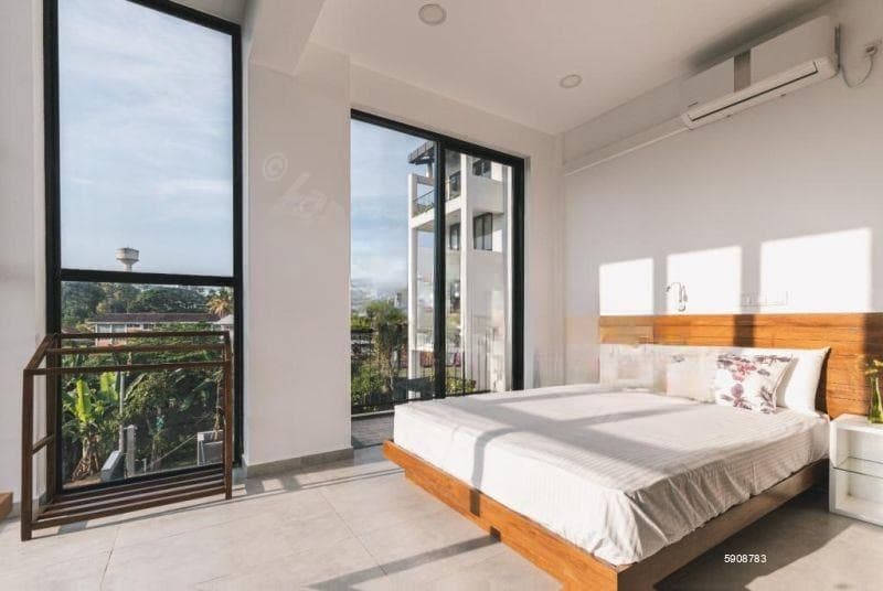 Elegant 2 Bedroom Apartment for Rent at Colombo 05 / LKR 300,000 Per Month (EM008RV)