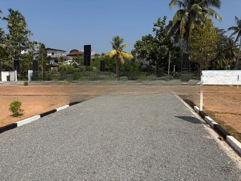 Demands Land Plots for Sale in Rukmale Road Kottawa