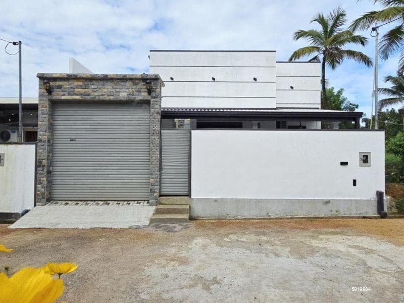Newly Built Single Story House For Sale In Homagama