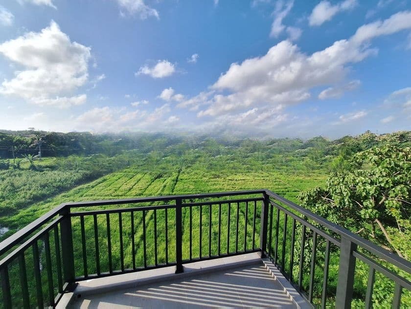 Boralesgamuwa Town Super Luxury House for Sale Faddy Feild View
