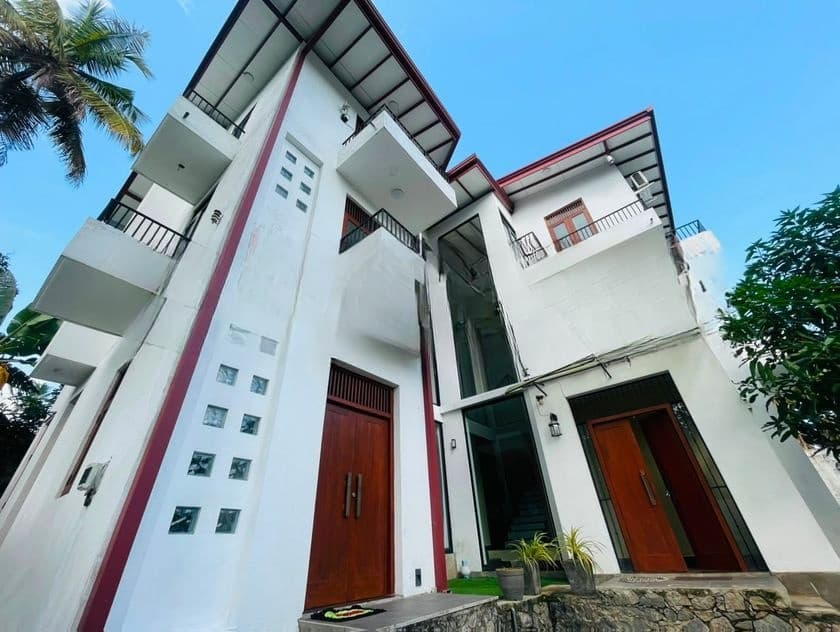 4 Bedroom House for Rent – Pannipitiya