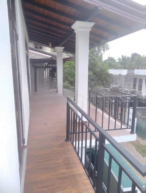 Semi-Furnished Two-Storey 3 Bedrooms 2 Bath House for Rent - Piliyandala