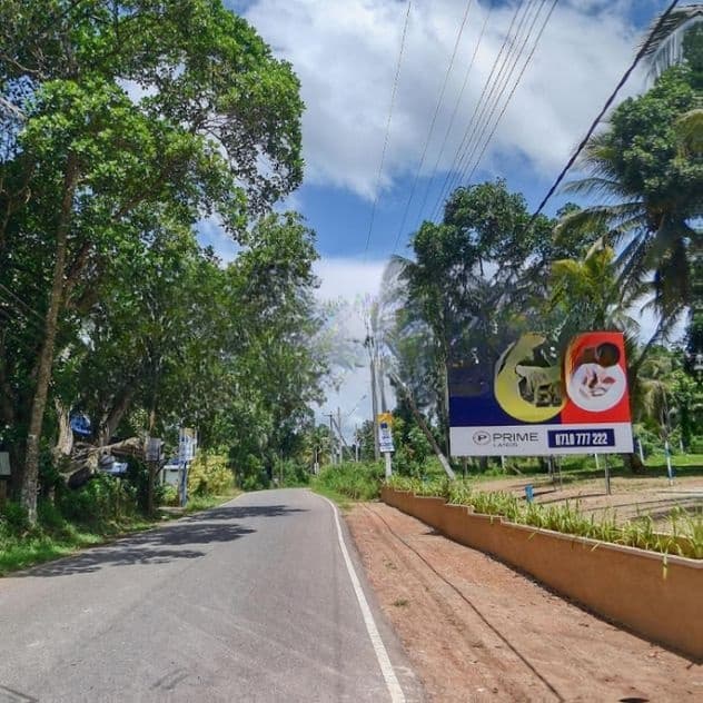 Residential land plots in Minuwangoda