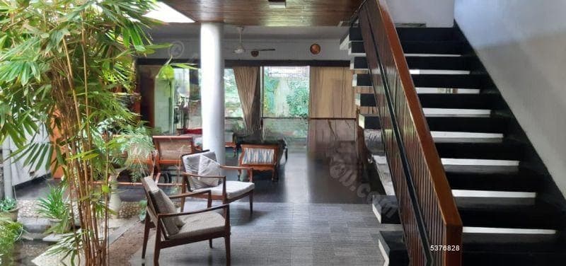House for Sale - Colombo 04 | LKR 250,000,000