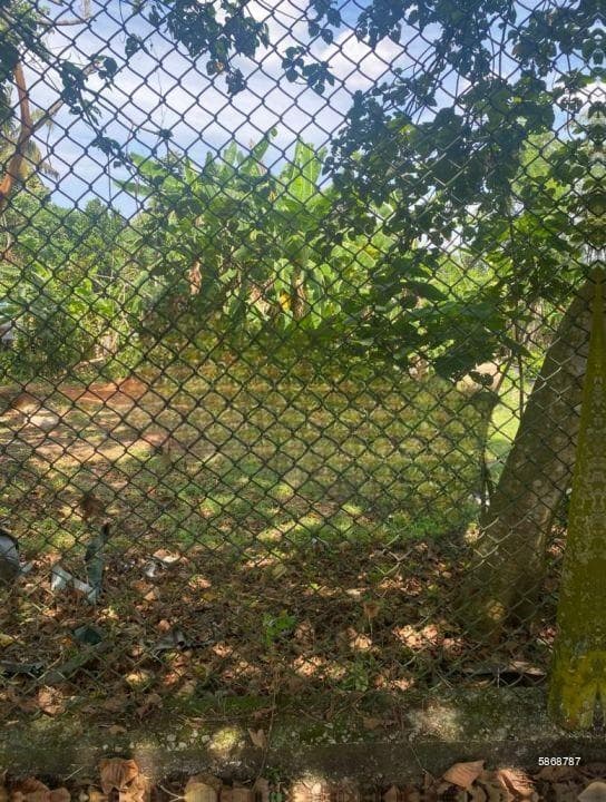 27.5 Perch Land for Sale in Madiwela Kotte