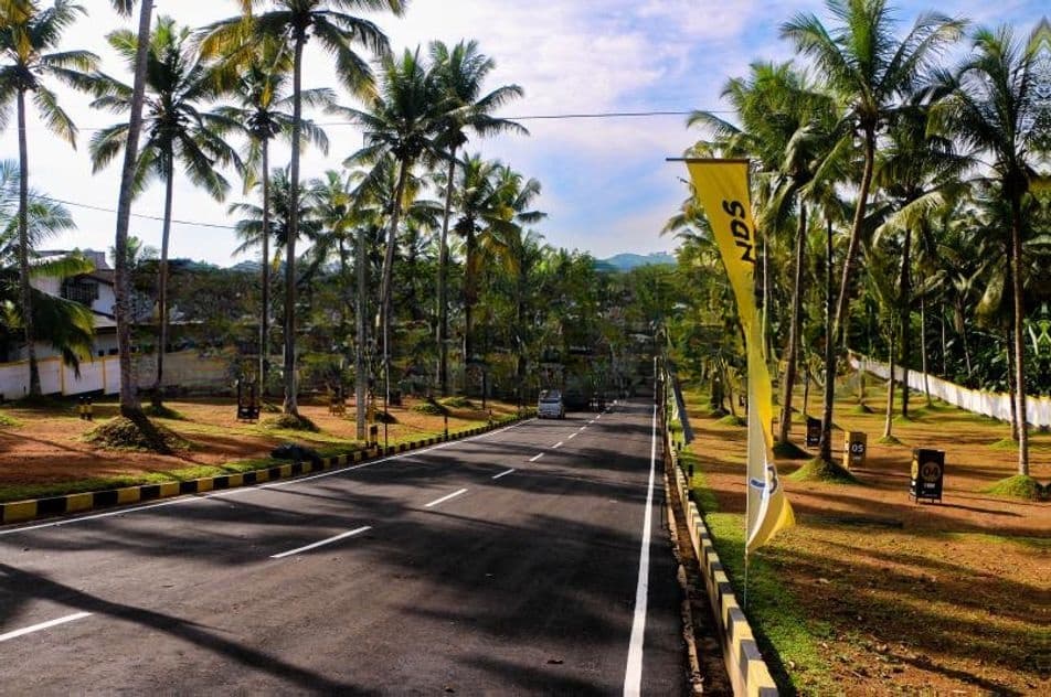 Commercial Land for Sale Kiriwaththuduwa