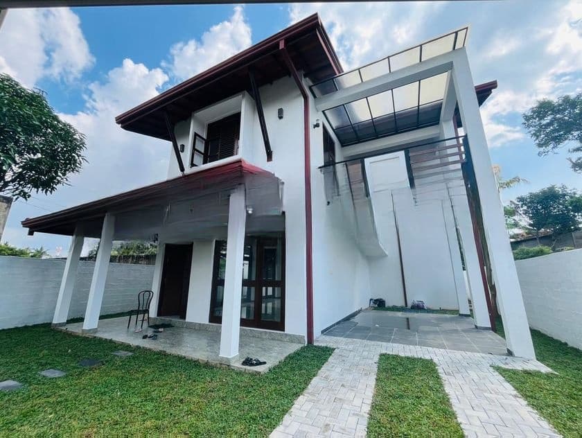 2 Storey Luxury Modern House for Sale in Boralesgamuwa