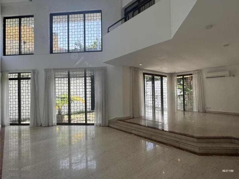 Colombo 7 | Gregorys Road | Close to CIS | Spacious | Unfurnished | 5Bedrooms | $4300 negotiable