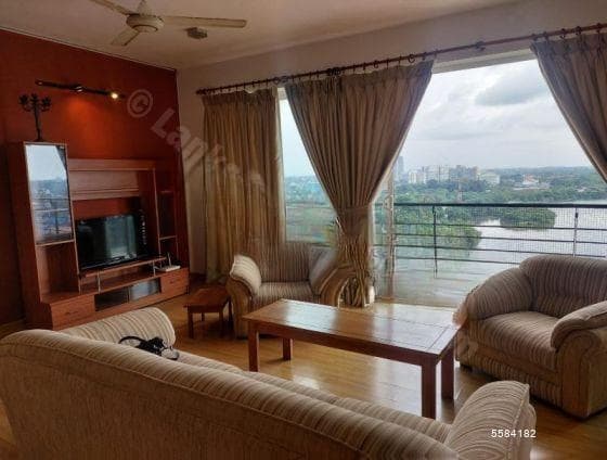 Fairway Waterfront | 3 Bed Rooms | Fully Furnished | Waterfront View | 2 Bathrooms | 275K