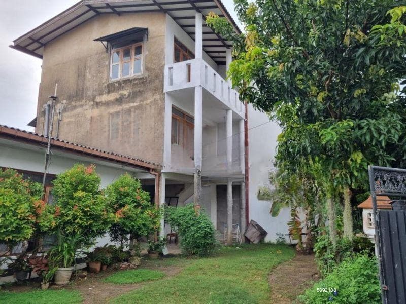 2 houses with 17.2 Perches land for Sale in Moratuwa (SSPH-308)