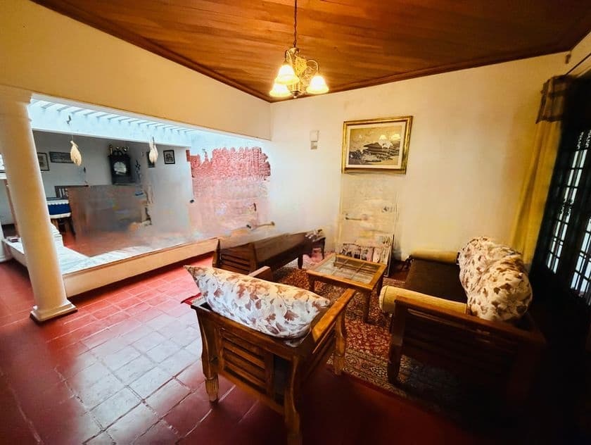 (AF585) 19.5 p land with Single story house Sale At Thalawathugoda