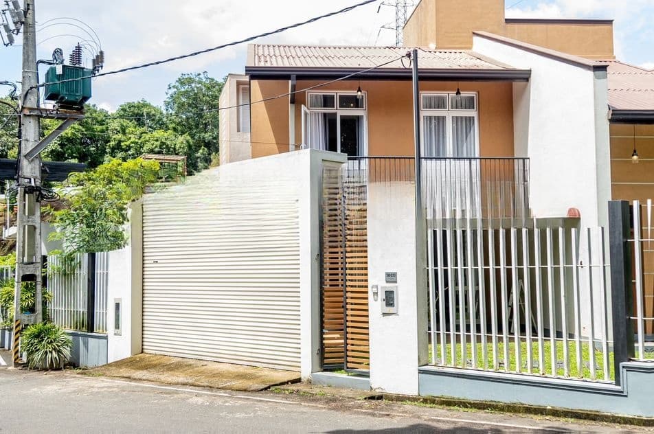 Luxury Family Home for Sale at Malabe