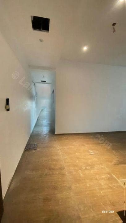 Mulberry - 02 Bedroom Unfurnished Apartment for Sale in Colombo 09 (A5016)