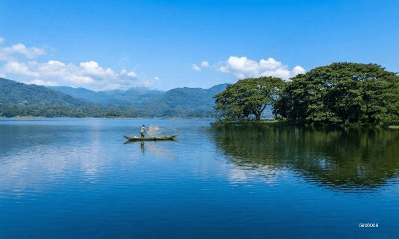 Exquisite Waterfront Living: Your Dream Home at Victoria Reservoir, Digana- KO-917