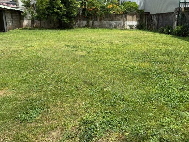 32 perches bare land for sale in Nawala for Rs. 6 million (Per Perch)