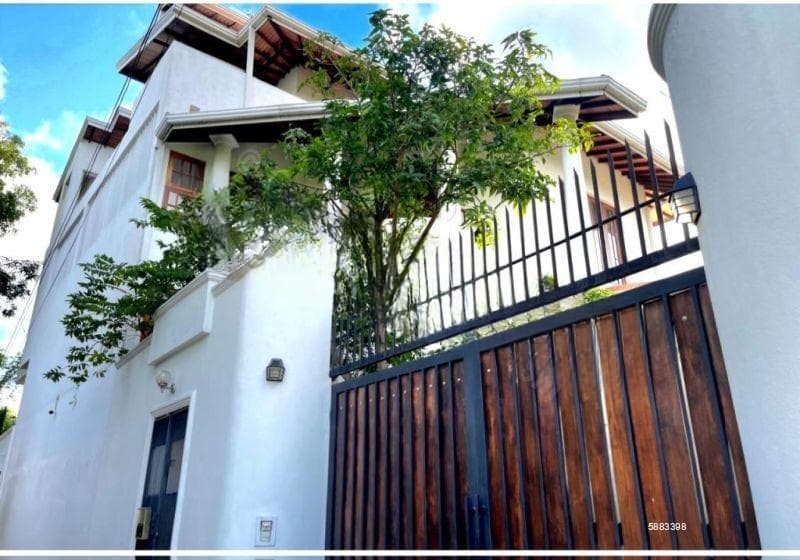 Architectural Design Super Luxury House for Sale in Heart of Nugegoda