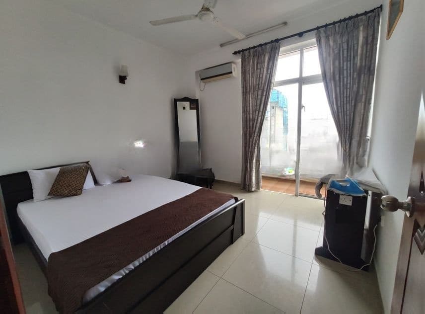 Holiday Seaview Furnished Three Bedroom Apartment at Colombo 6 Border.