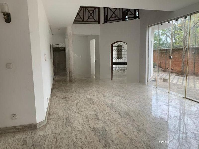 House for sale in Lake Drive, Rajagiriya