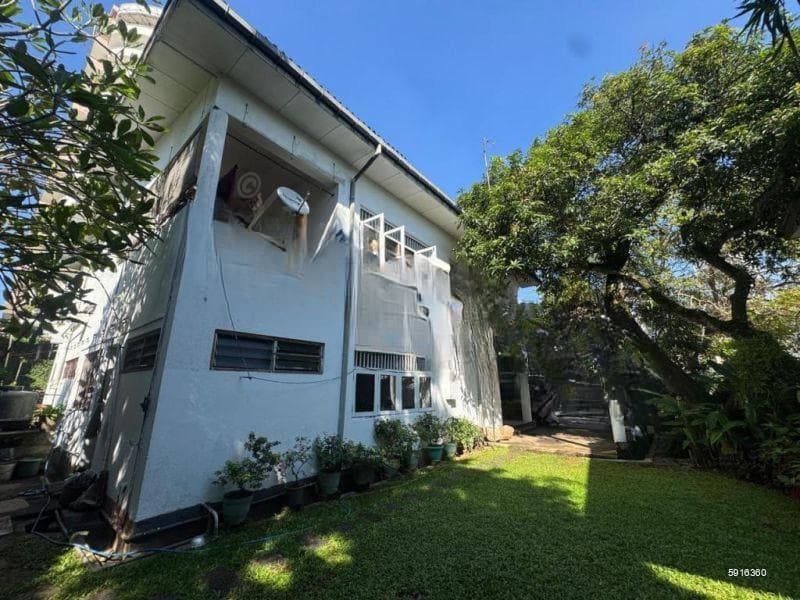 House for sale in Pamankade, Colombo 6